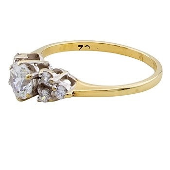 9ct gold Cubic Zirconia Ring size I